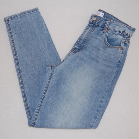 Vanilla Star High-Rise Blue Jeans, Elastic Waist (28"+), Size 7/28W - Picture 5 of 7
